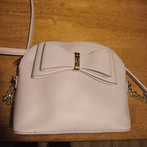 EUC BETSEY JOHNSON ELEGANT PINK CROSSBODY WITH DOUBLE BOW GOLD HARDWARE